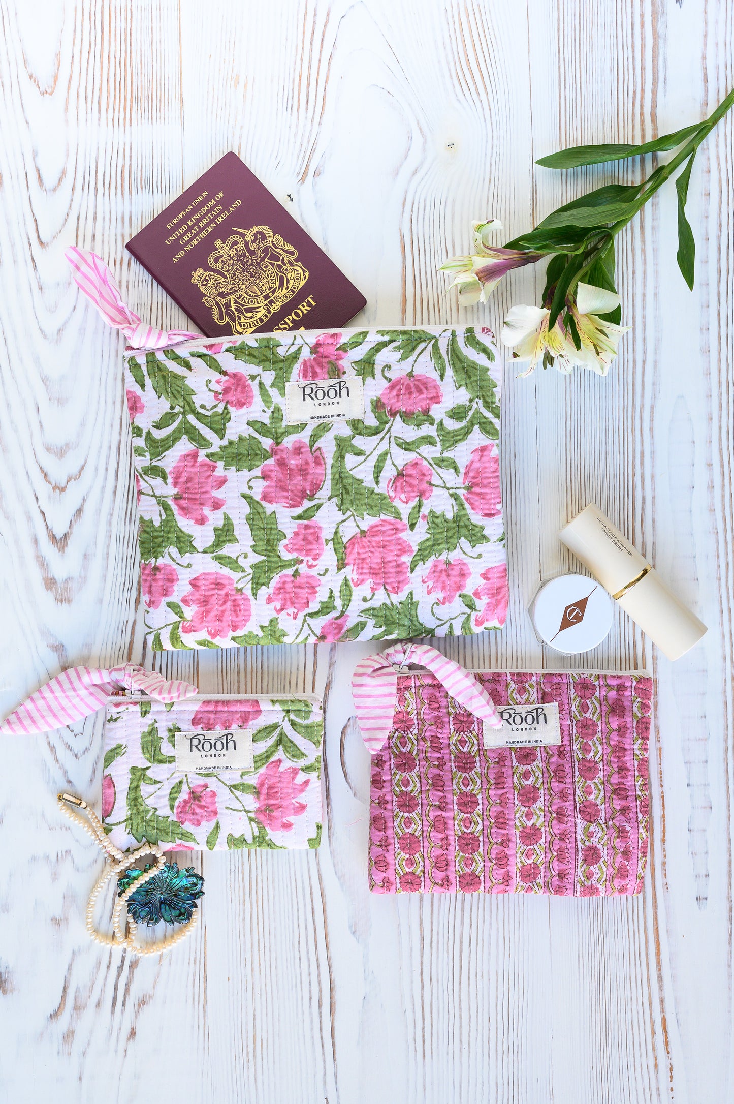 PINK FLORAL QUILTED POUCH (SET OF 3)