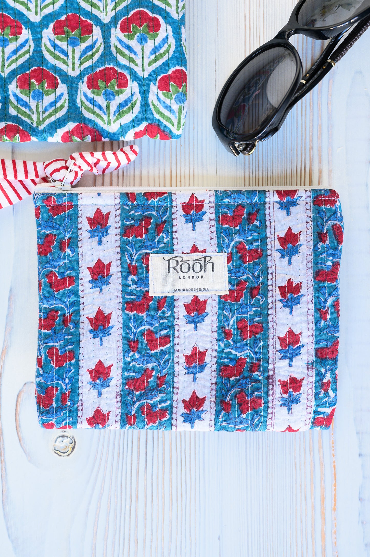 SCARLET BLOOM FLAT POUCH (SET OF 3)