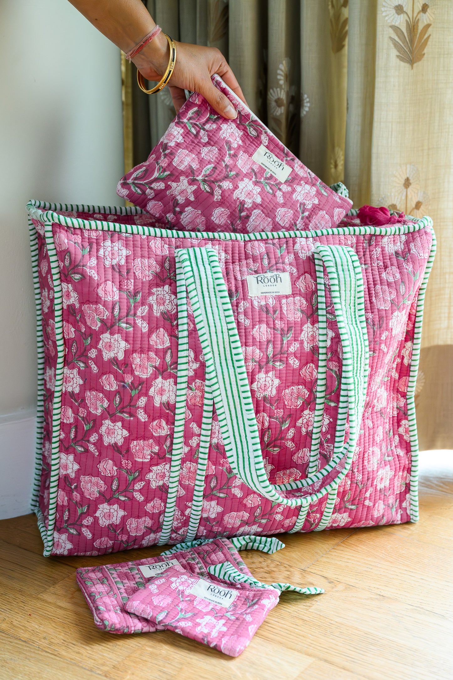 DUSTY ROSE FLORAL QUILTED TRAVEL & COSMETIC POUCH SET