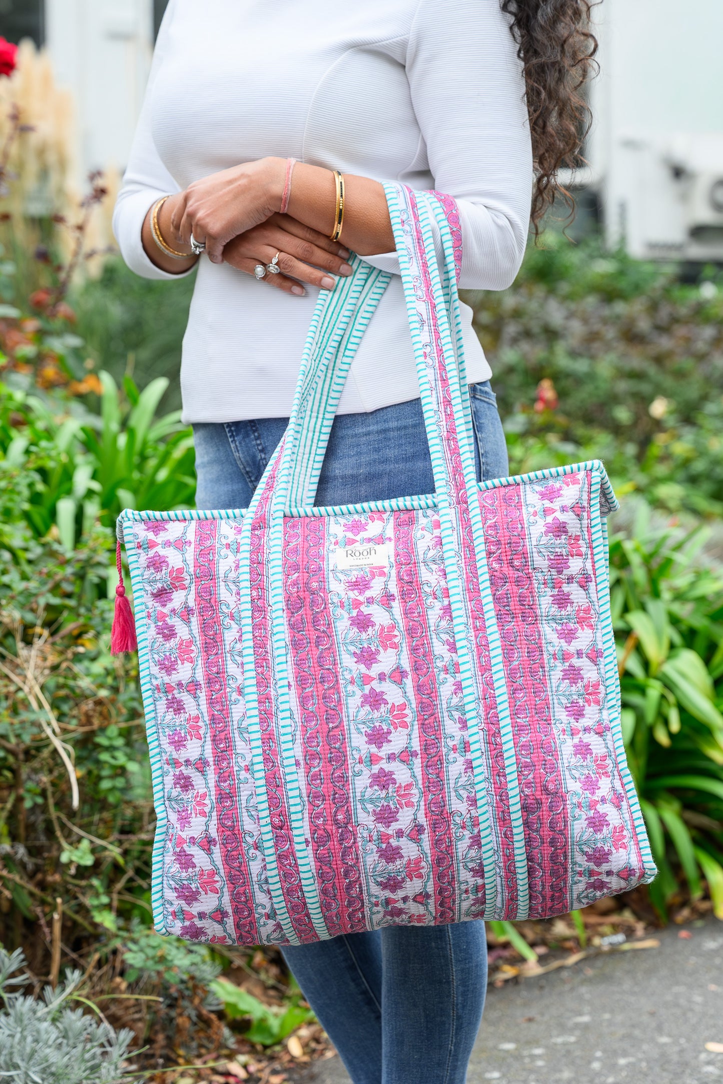 PEONY STRIPE FLORAL QUILTED TOTE BAG