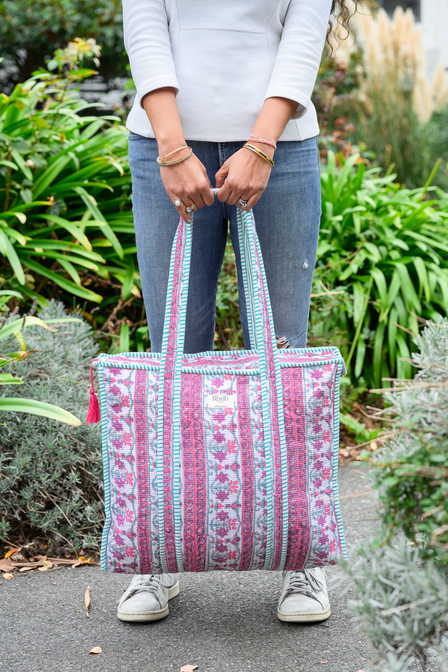 PEONY STRIPE FLORAL QUILTED TOTE BAG