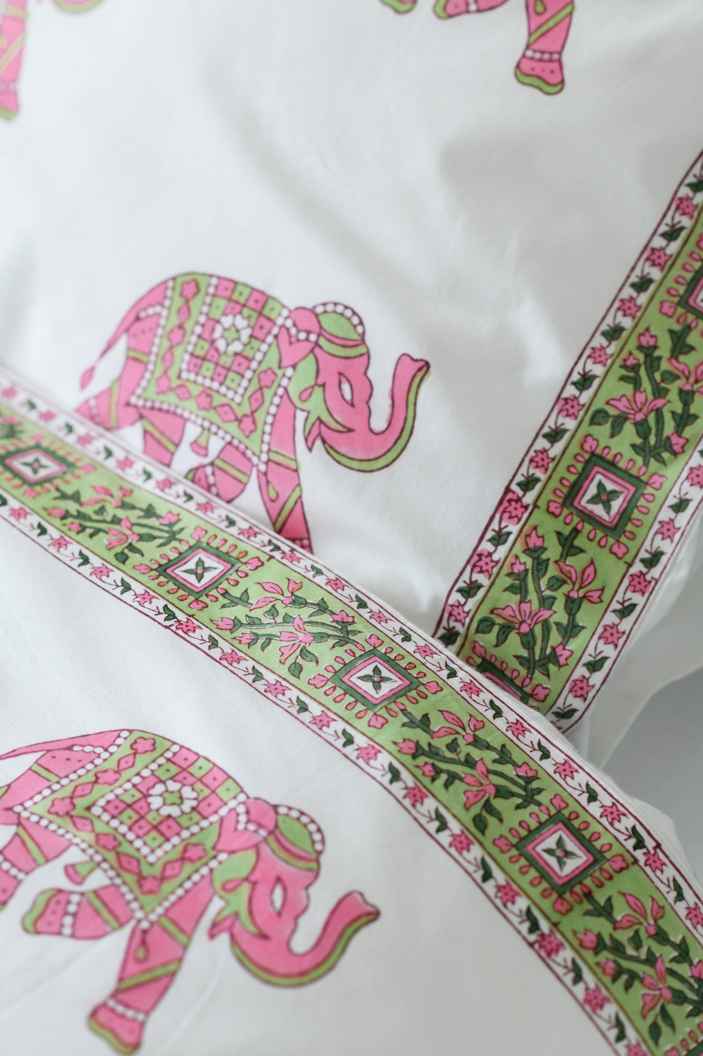 PINK ELEPHANTS BLOCK PRINT DUVET COVER SET